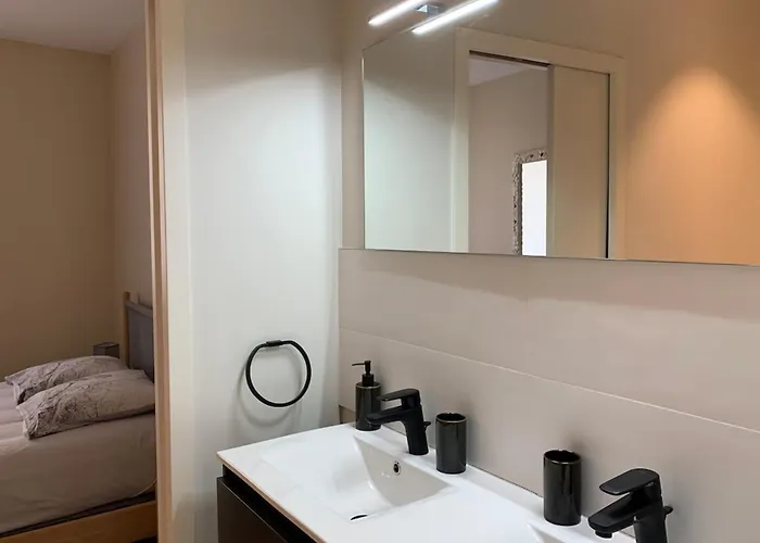 O Ma Belle Demeure - Parking Prive 別荘 エクスレバン